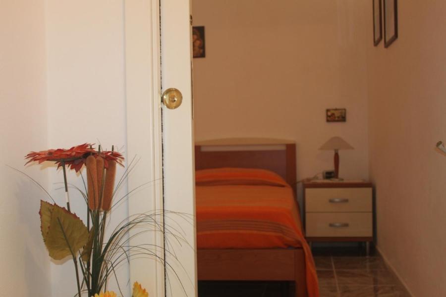 Le Case Dei Pescatori - Camere Corallina ปอนซา ภายนอก รูปภาพ